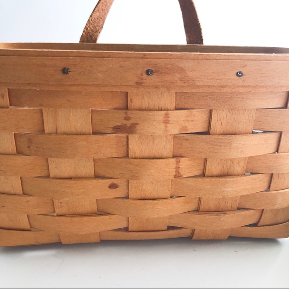 Longaberger 1999 Medium Key Basket - Picture 5 of 6